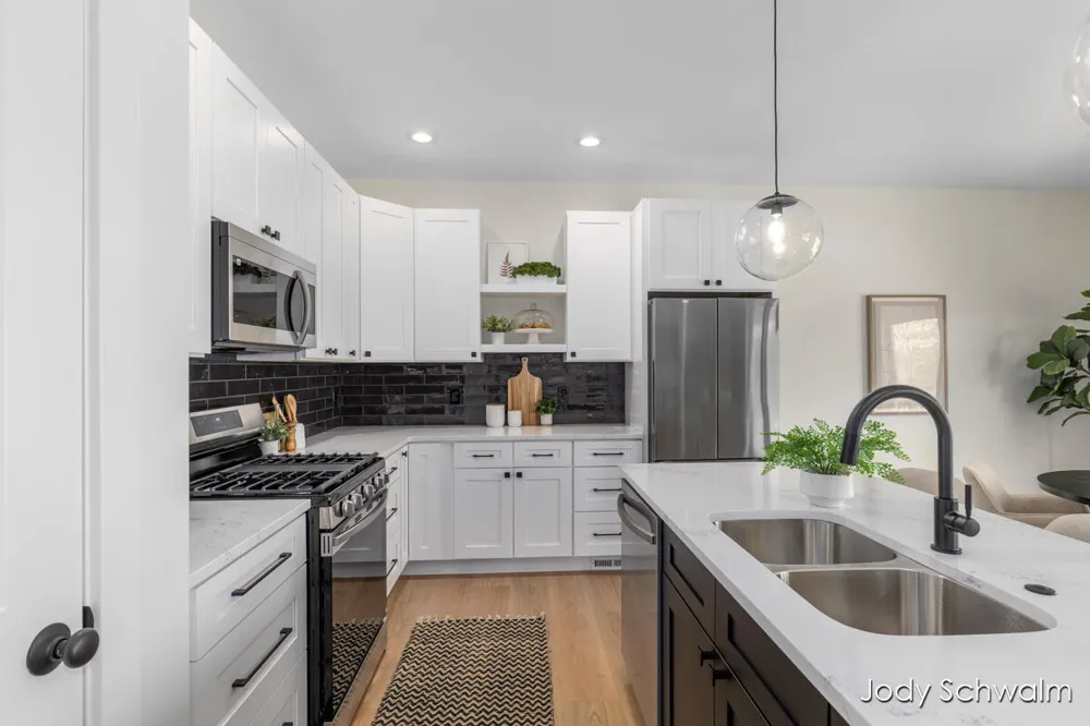 748 Noble Drive Belding City, MI 48809