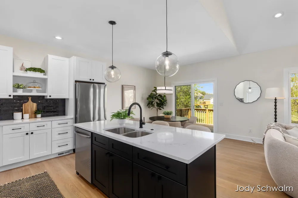 748 Noble Drive Belding City, MI 48809