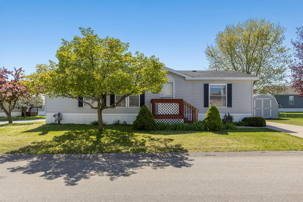 13735 Shamrock Lane Solon Township, MI 49319
