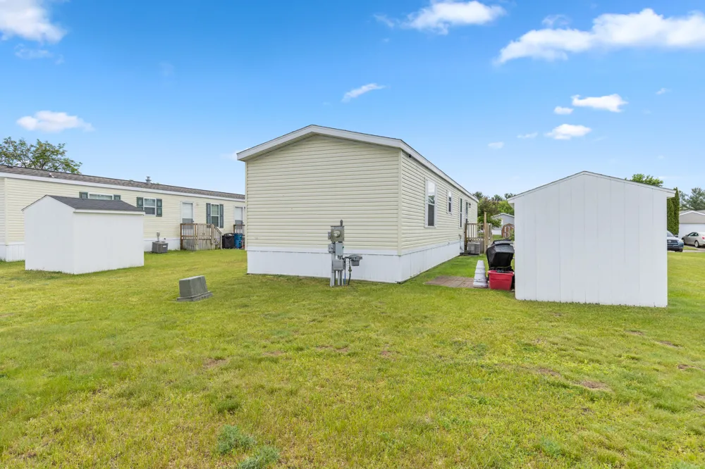 360 E Tuttle Road #121 Ionia City, MI 48846