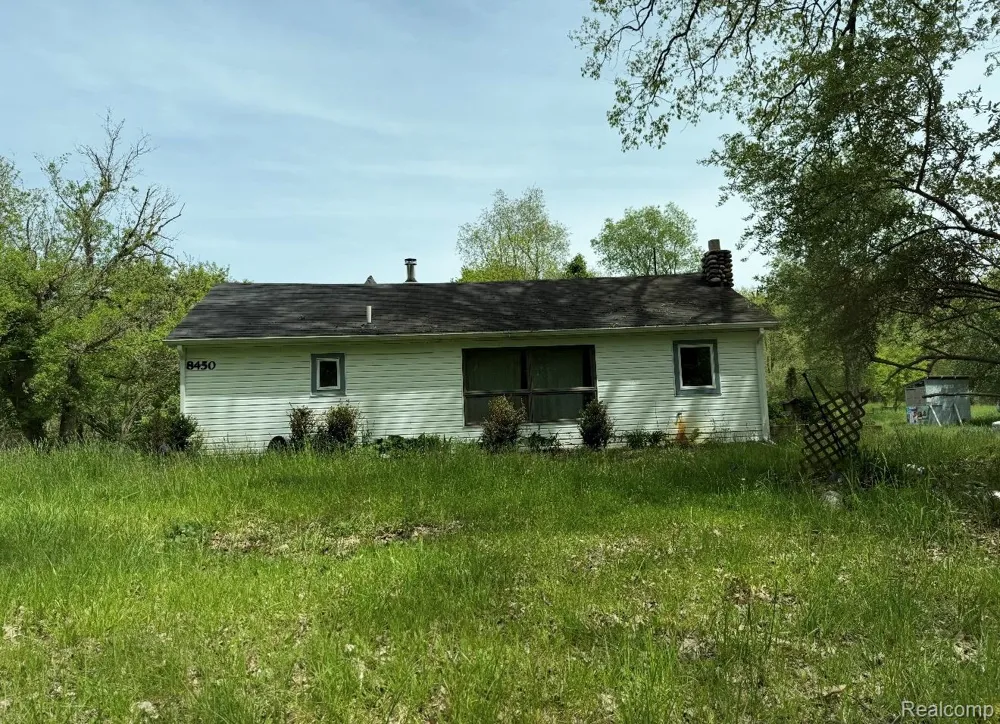 8450 Pepper Road Rose Township, MI 48442