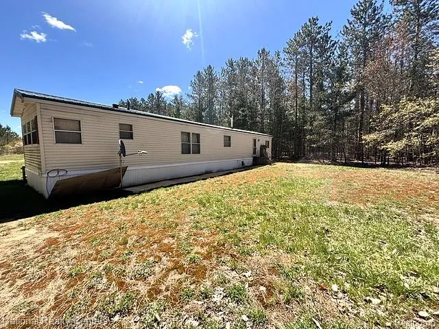 3727 Boardwalk Way NE Rapid River Township, MI 49659