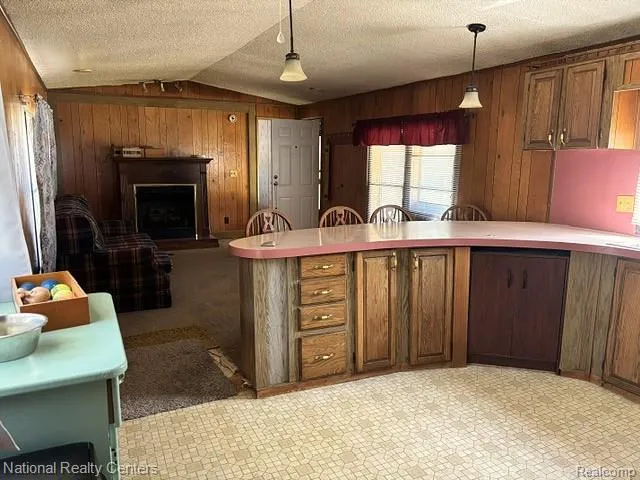 3727 Boardwalk Way NE Rapid River Township, MI 49659
