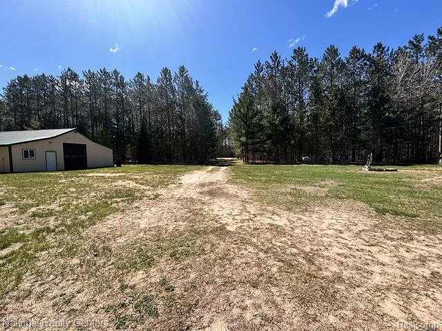 3727 Boardwalk Way NE Rapid River Township, MI 49659
