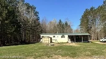 3727 Boardwalk Way NE Rapid River Township, MI 49659