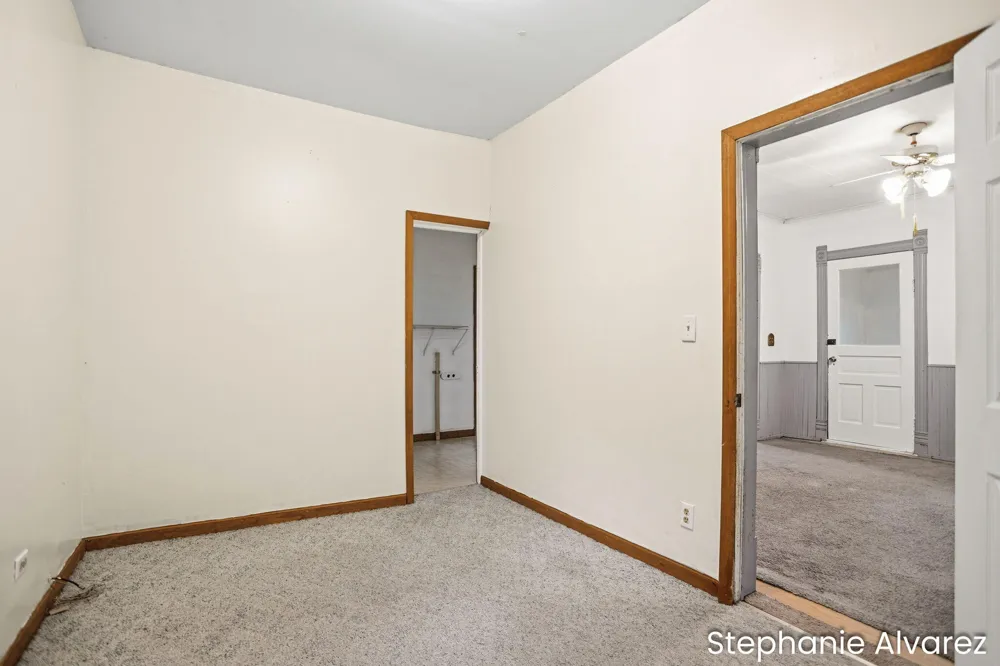 1560 E McMillan Road Dalton Township, MI 49445