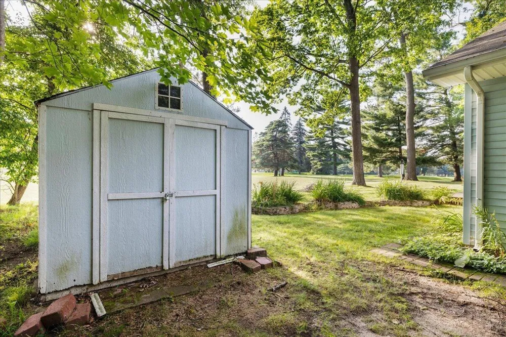 132 White Deer Trail Denton Township, MI 48651