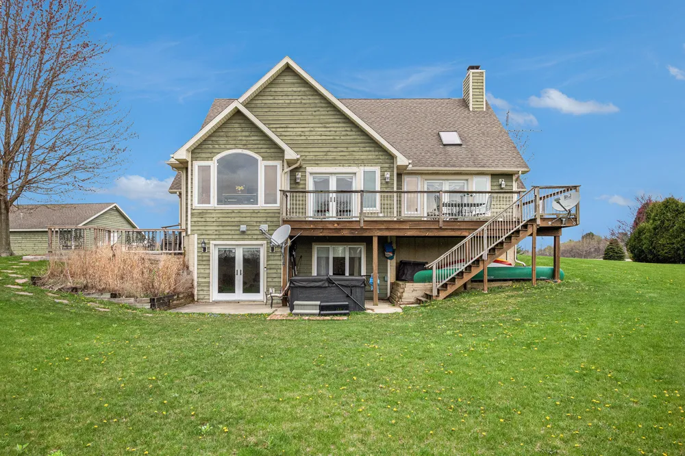 1908 Kaiser Road Weesaw Township, MI 49113