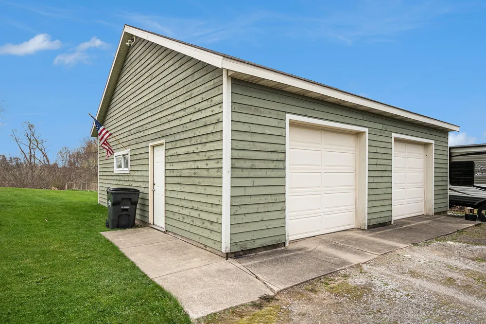 1908 Kaiser Road Weesaw Township, MI 49113