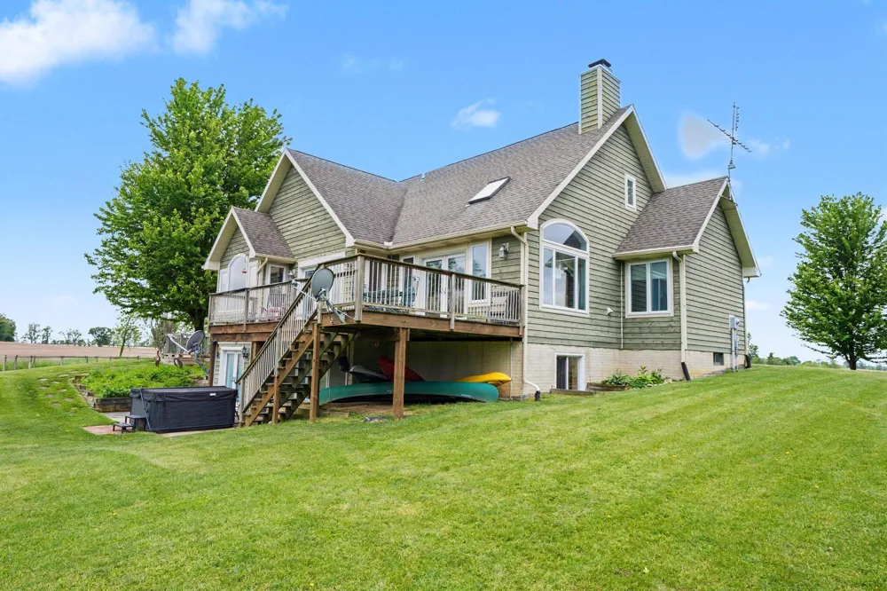 1908 Kaiser Road Weesaw Township, MI 49113