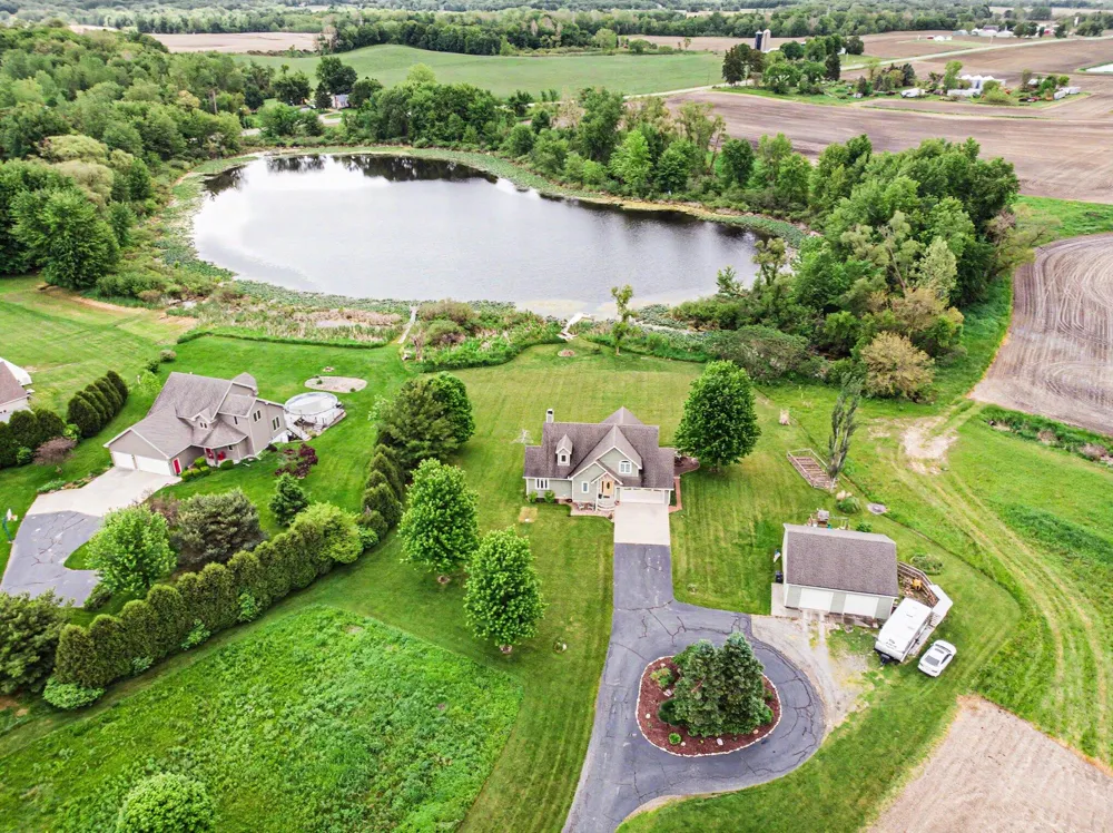 1908 Kaiser Road Weesaw Township, MI 49113