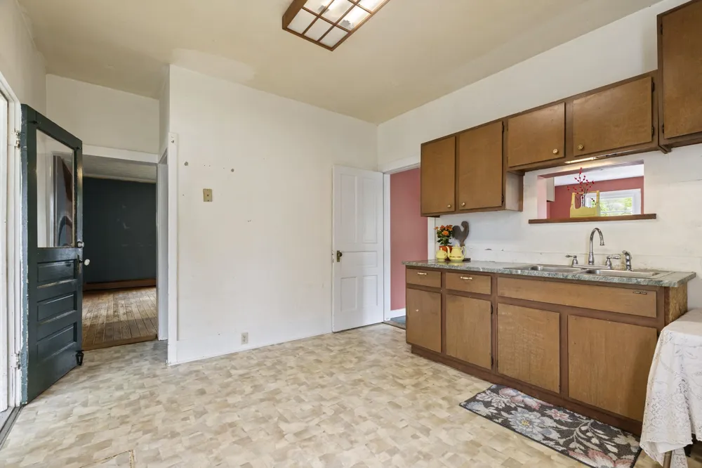 10135 W Front Street Empire Township, MI 49630