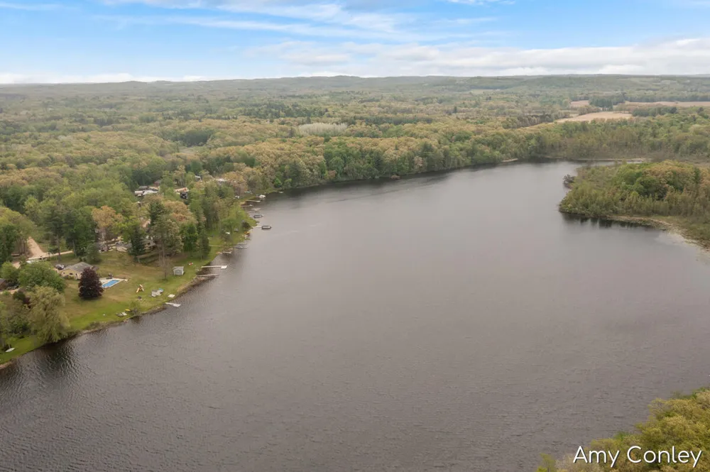 875 Bruce Drive Yankee Springs Township, MI 49333