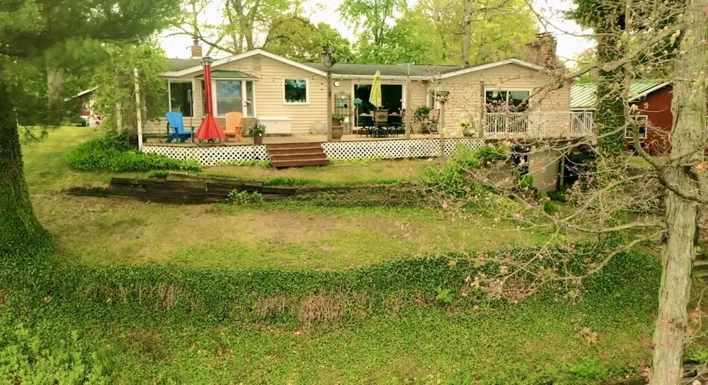 875 Bruce Drive Yankee Springs Township, MI 49333