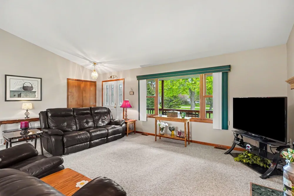 437 4th Street Cumming Township, MI 48635