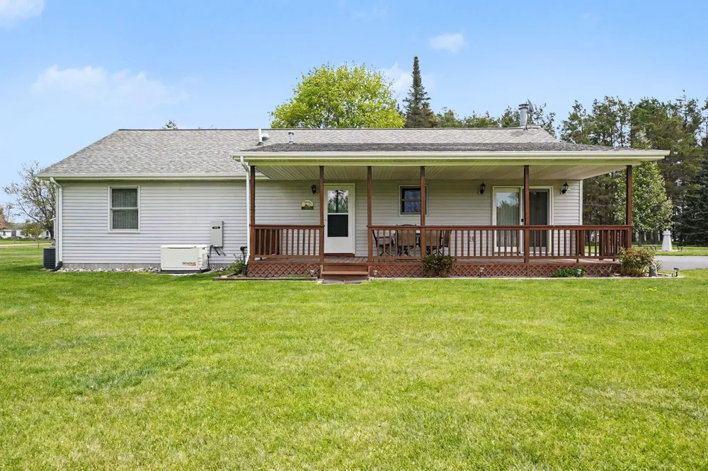 437 4th Street Cumming Township, MI 48635