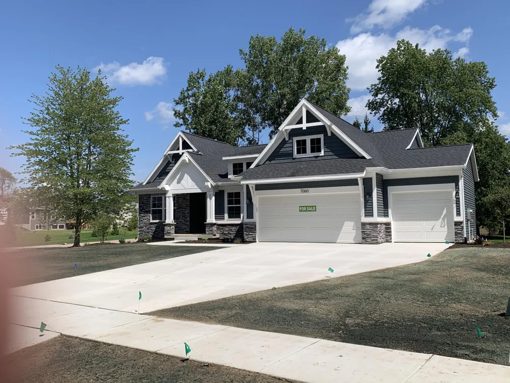 7060 Pinehurst Drive NE Cannon Township, MI 49341