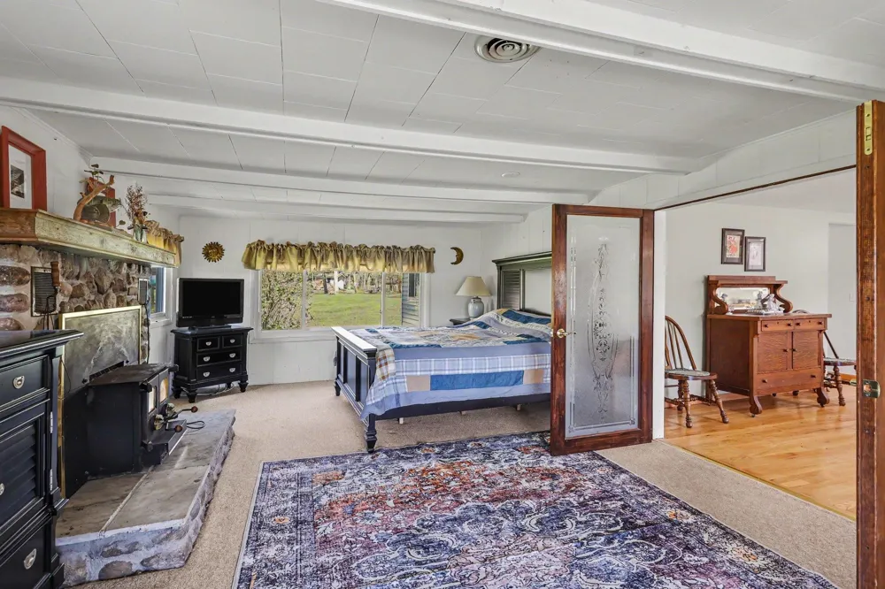 8101 Long Lake Road Plainfield Township, MI 48739