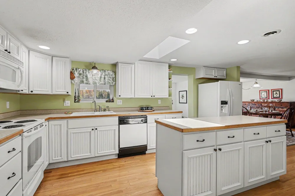 8101 Long Lake Road Plainfield Township, MI 48739