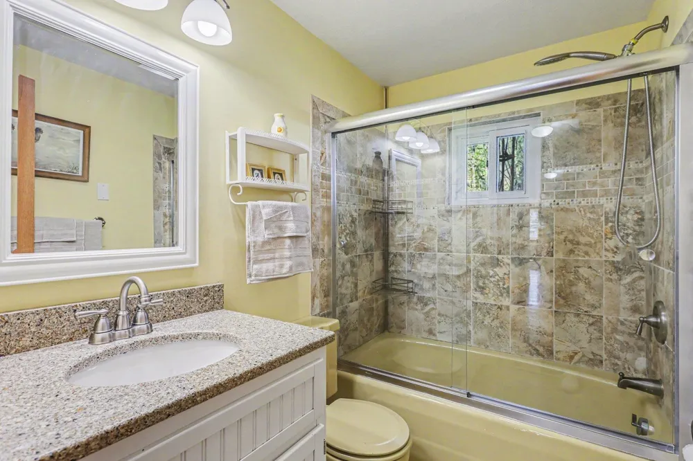 8101 Long Lake Road Plainfield Township, MI 48739