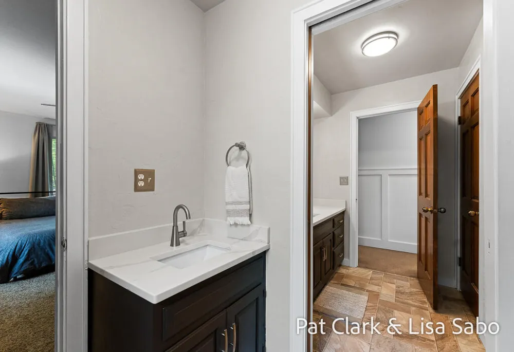 16580 Lake Michigan Drive Grand Haven Charter Township, MI 49460
