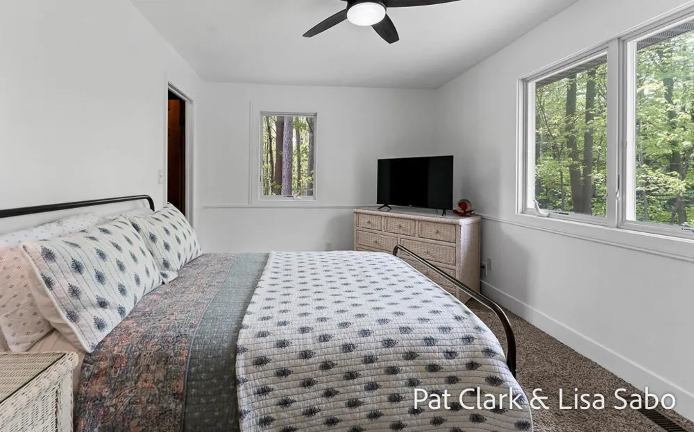 16580 Lake Michigan Drive Grand Haven Charter Township, MI 49460