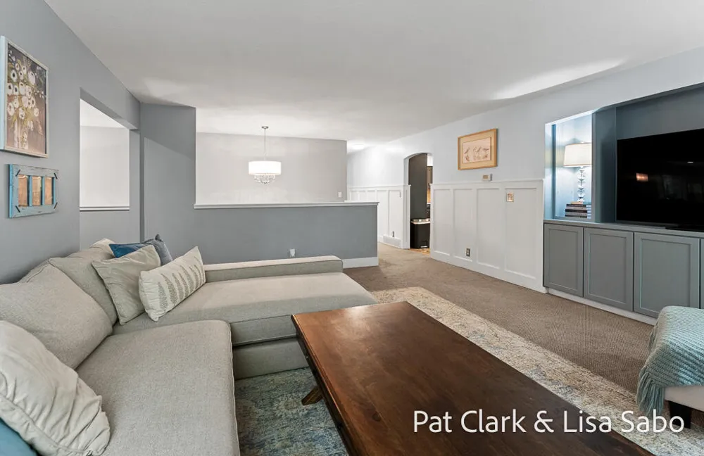 16580 Lake Michigan Drive Grand Haven Charter Township, MI 49460