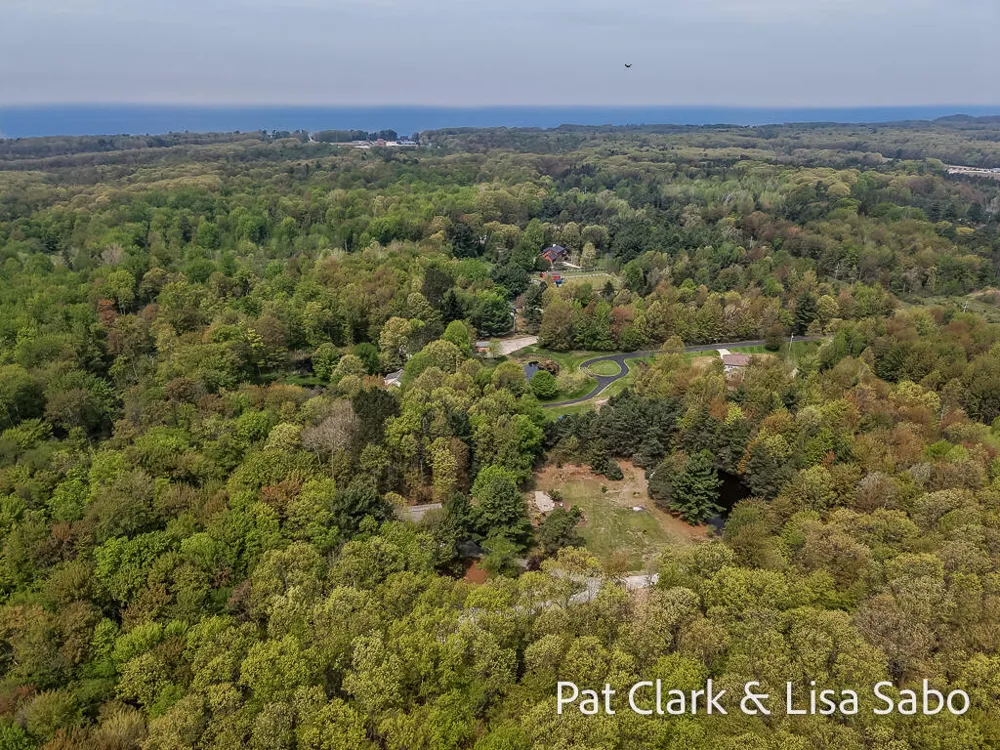 16580 Lake Michigan Drive Grand Haven Charter Township, MI 49460