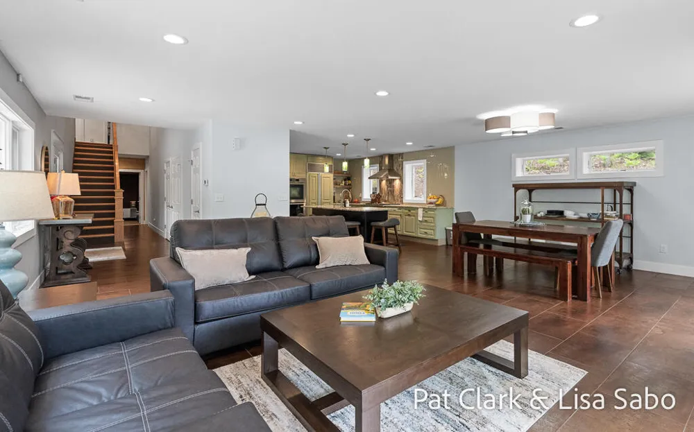 16580 Lake Michigan Drive Grand Haven Charter Township, MI 49460