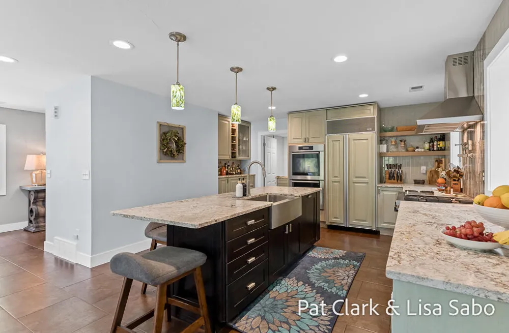 16580 Lake Michigan Drive Grand Haven Charter Township, MI 49460