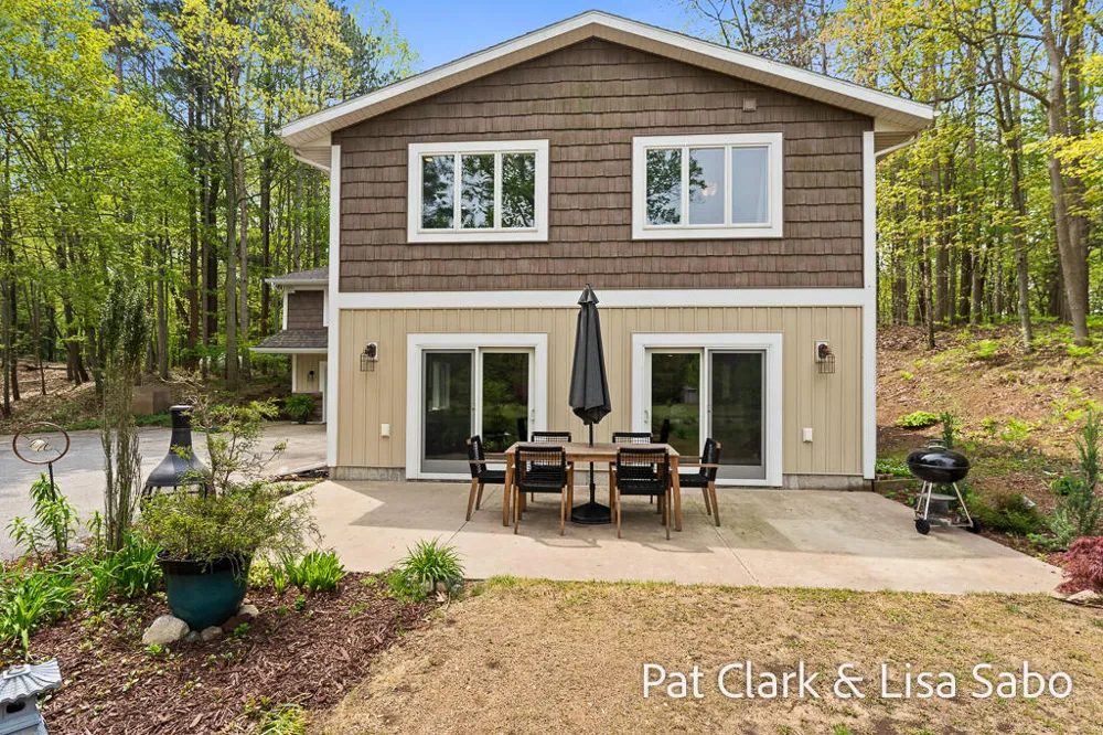 16580 Lake Michigan Drive Grand Haven Charter Township, MI 49460