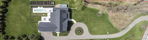 8439 Holcomb Road