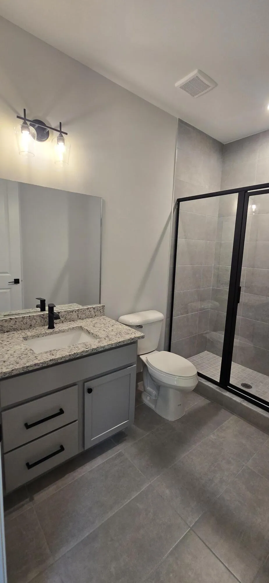 5850 Windrift Court West Bloomfield Charter Township, MI 48324