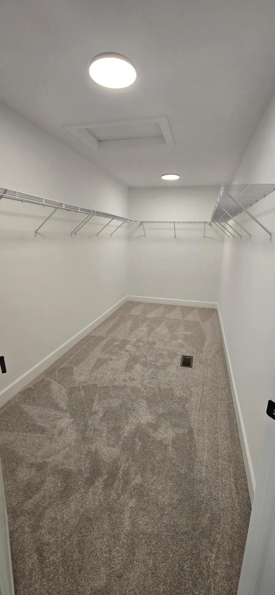 5850 Windrift Court West Bloomfield Charter Township, MI 48324
