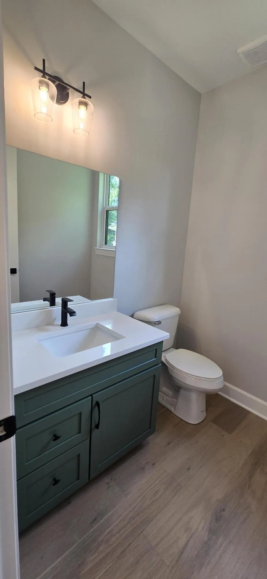 5850 Windrift Court West Bloomfield Charter Township, MI 48324