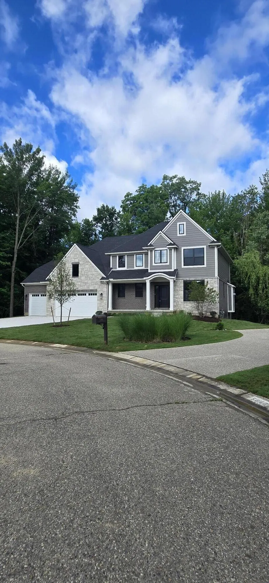 5850 Windrift Court West Bloomfield Charter Township, MI 48324