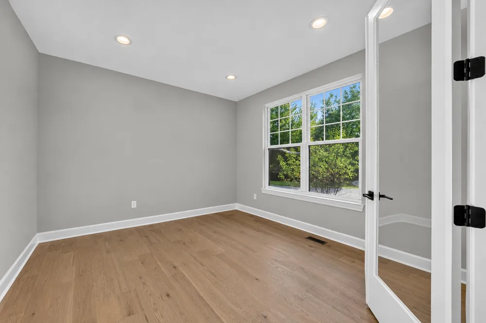 5850 Windrift Court West Bloomfield Charter Township, MI 48324