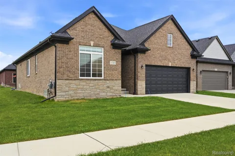 15365 Eton Pointe Drive