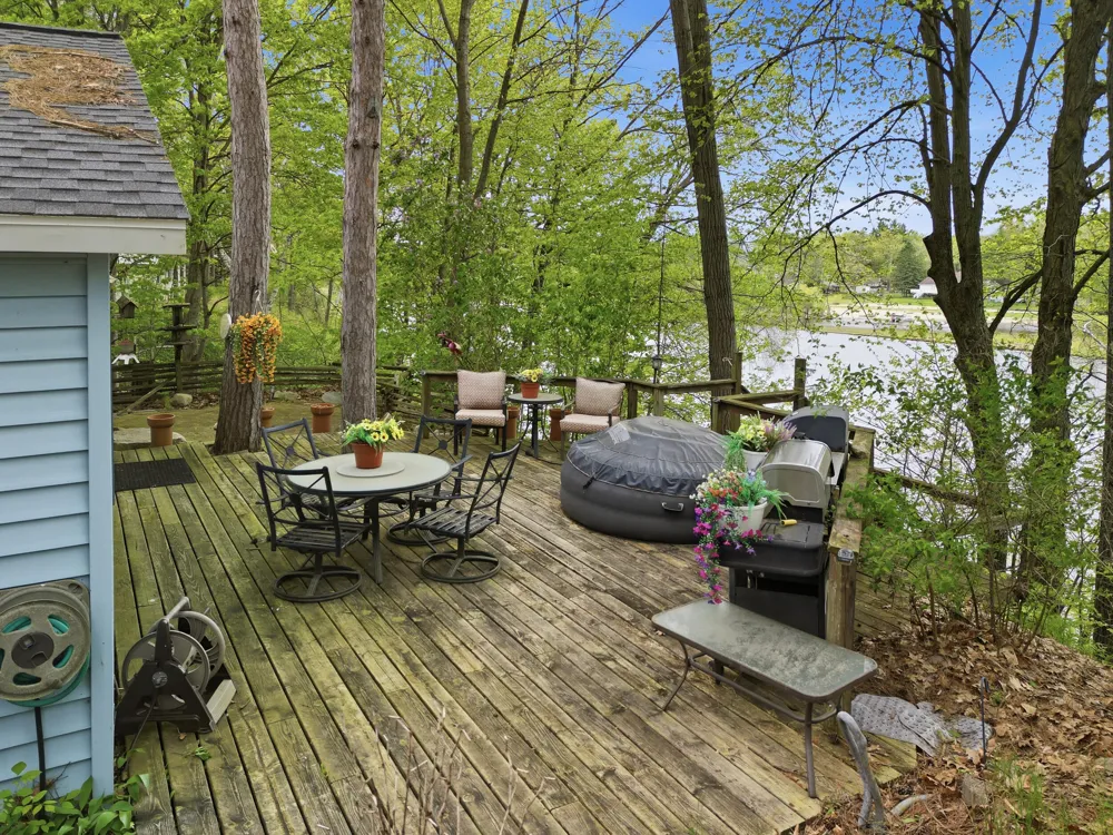 18648 Lawrence Drive Mecosta Township, MI 49346