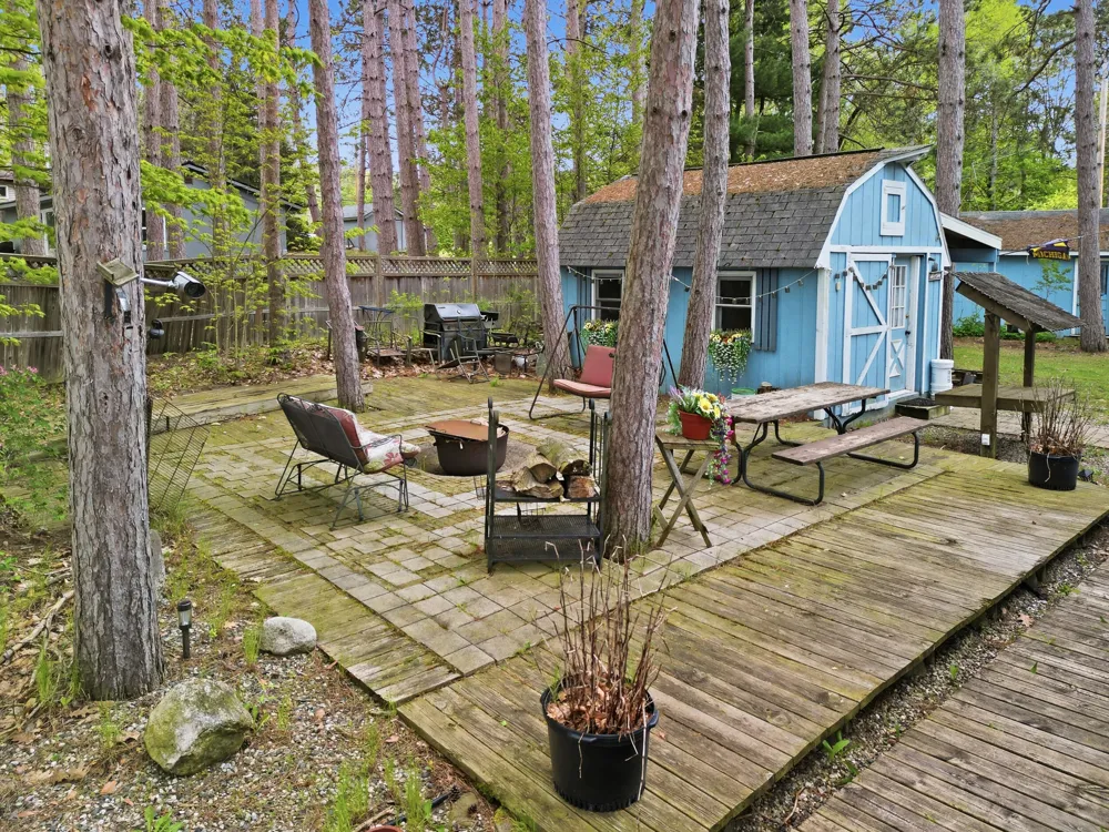 18648 Lawrence Drive Mecosta Township, MI 49346