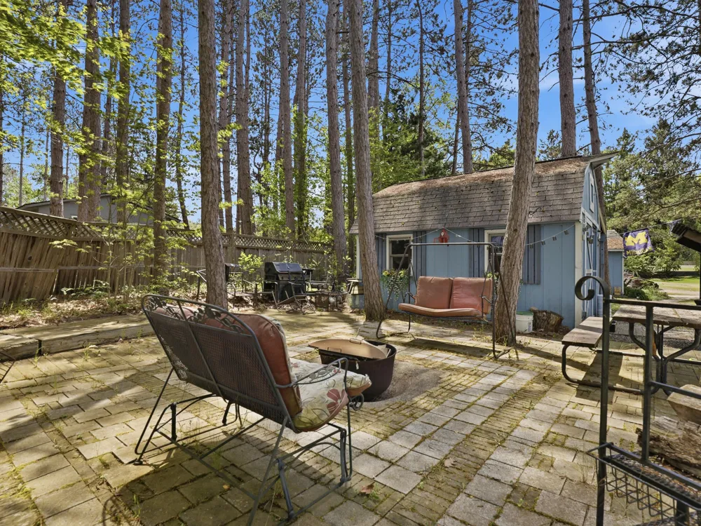 18648 Lawrence Drive Mecosta Township, MI 49346