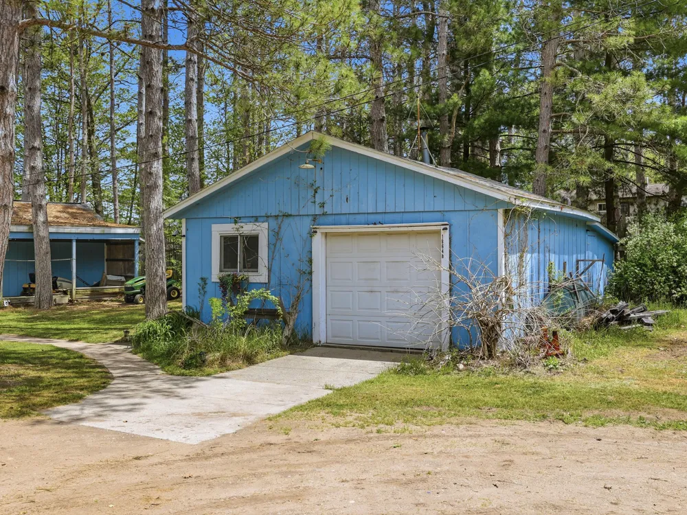 18648 Lawrence Drive Mecosta Township, MI 49346