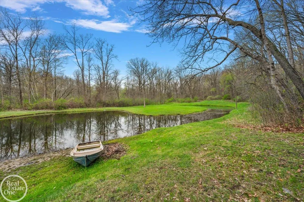 3750 Orion Road Oakland Charter Township, MI 48363
