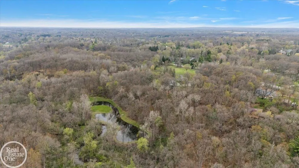 3750 Orion Road Oakland Charter Township, MI 48363
