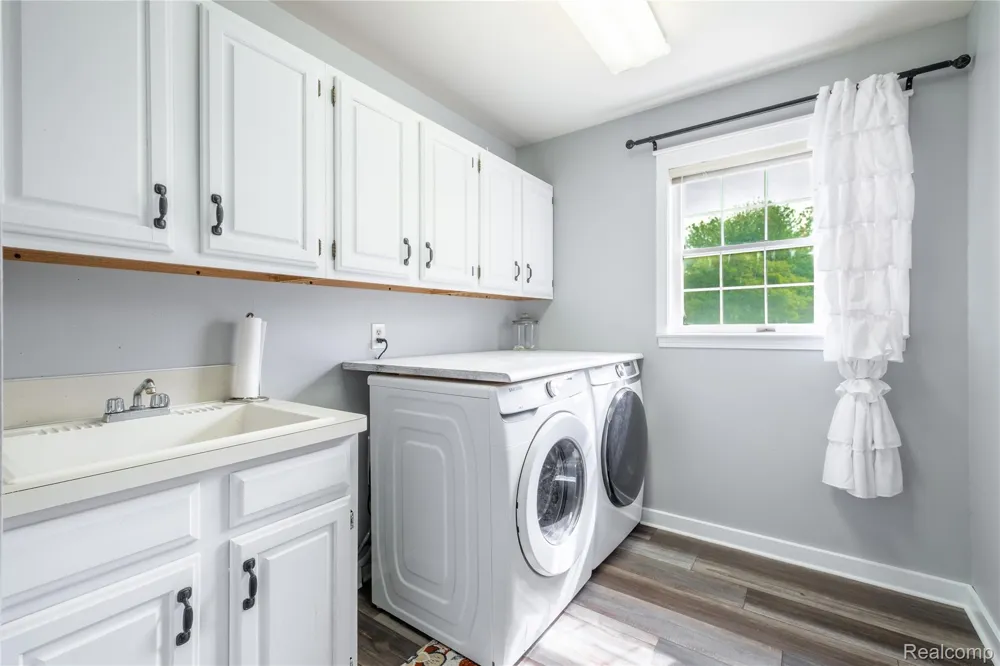 9359 Lochmoor Drive Davison Township, MI 48423