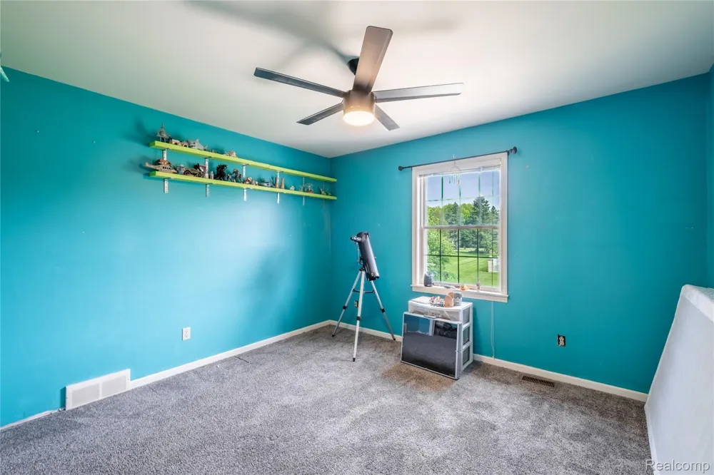 9359 Lochmoor Drive Davison Township, MI 48423