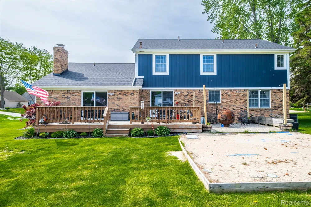 9359 Lochmoor Drive Davison Township, MI 48423