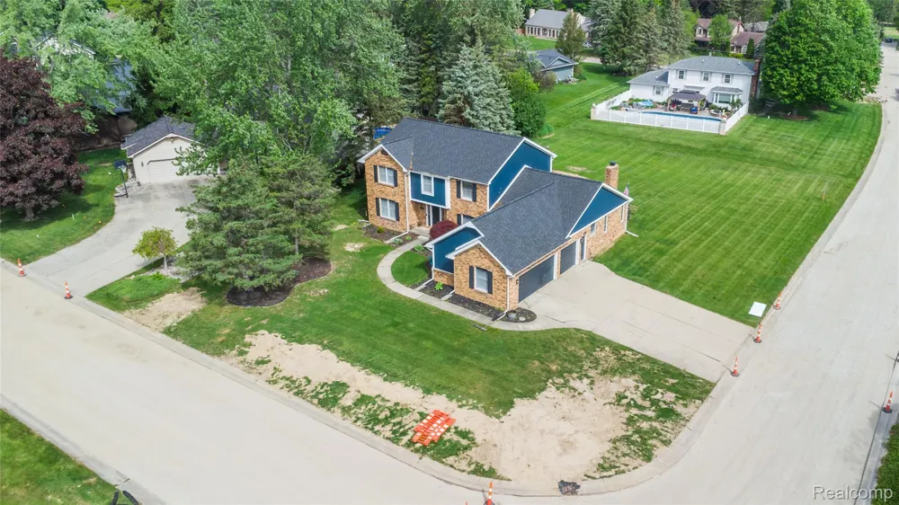 9359 Lochmoor Drive Davison Township, MI 48423