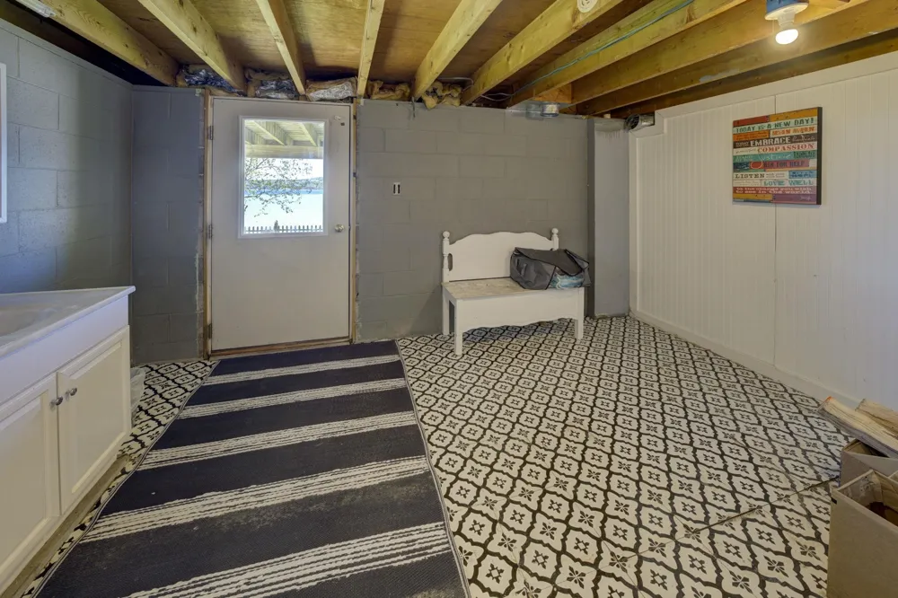 488 S Stony Point Road Suttons Bay Township, MI 49682