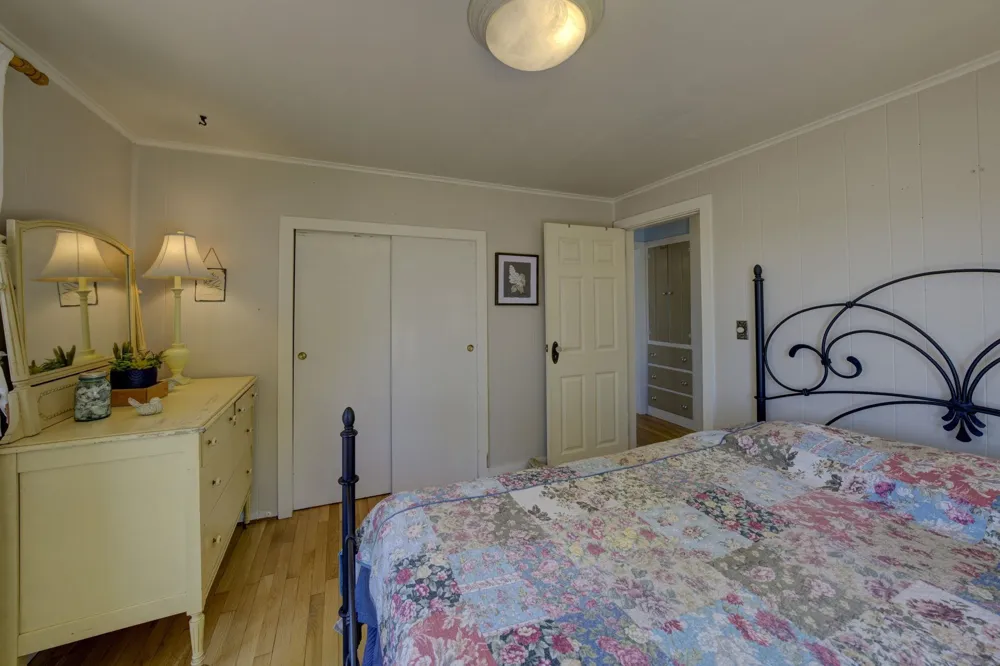 488 S Stony Point Road Suttons Bay Township, MI 49682